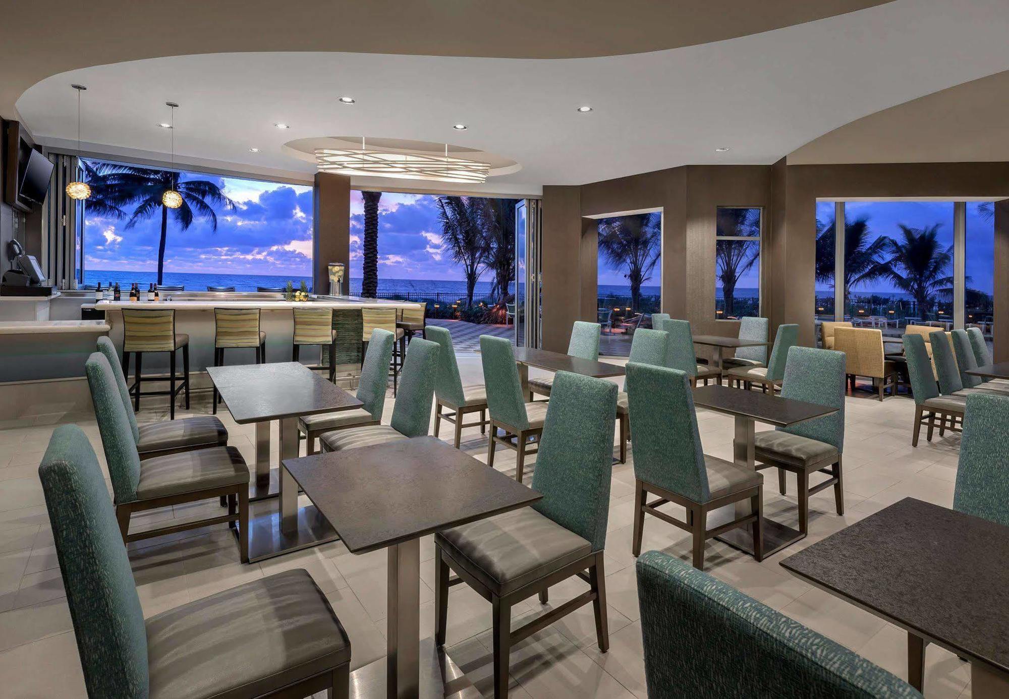 Residence Inn Fort Lauderdale Pompano Beach/Oceanfront Restaurant photo